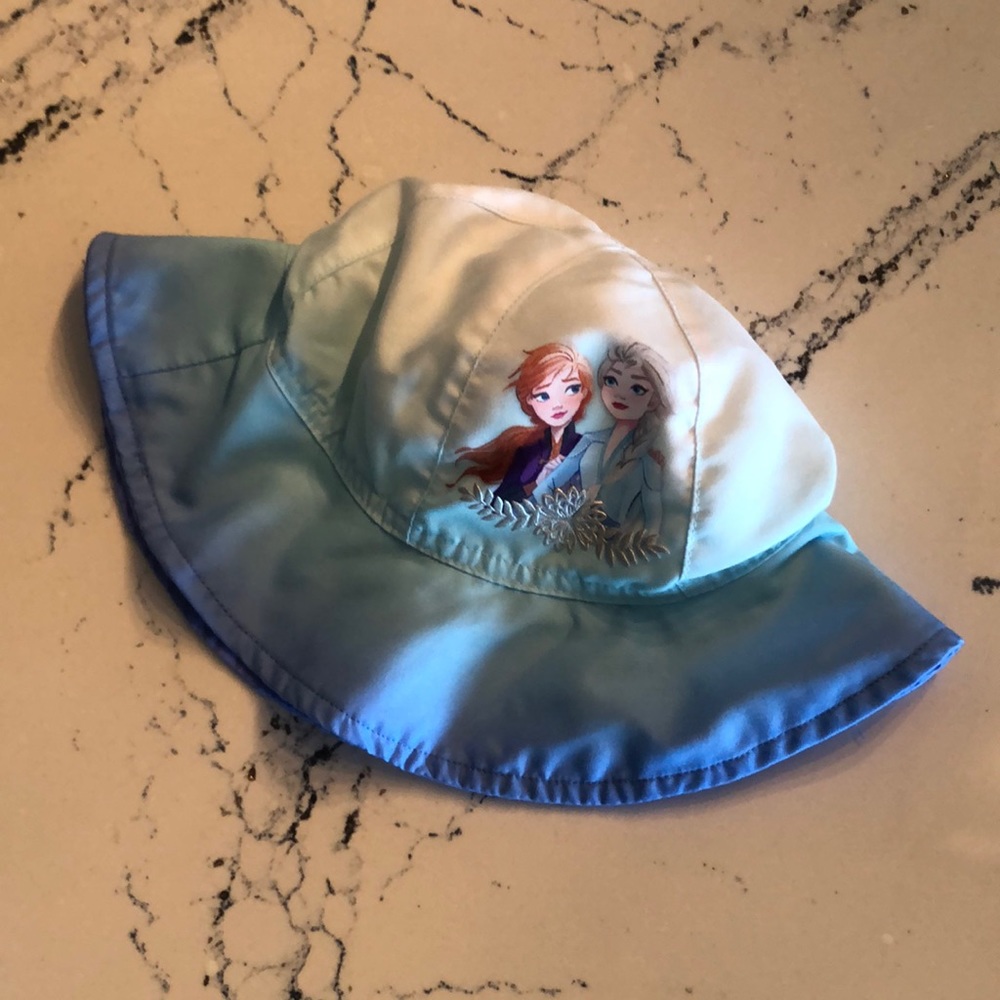 Frozen hat. One size. Fits up to 2 years old